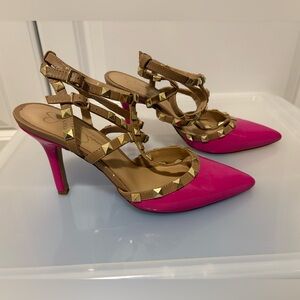 Jessica Simpson Pink and Tan Studded Heels